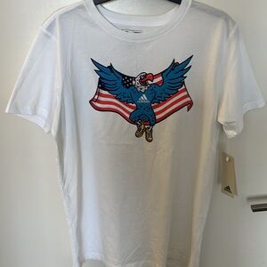 Adidas White Graphic Shirt Boy size Xl